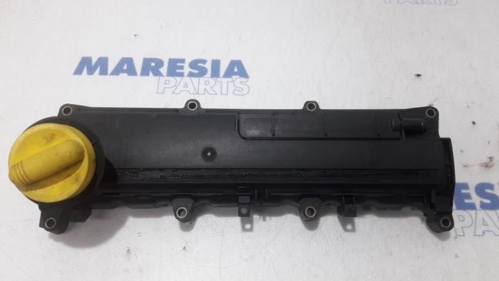 Gebrauchte Ventildeckel Renault Kangoo Express (FC) 1.5 dCi 80 Preis € 35,00 Margenregelung angeboten von Maresia Parts