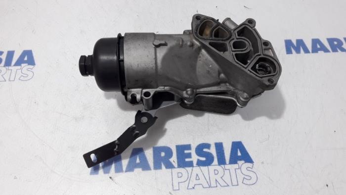 Gebrauchte Ölfilterhalter Citroen Berlingo 1.6 Hdi 90 Phase 2 Preis € 50,00 Margenregelung angeboten von Maresia Parts