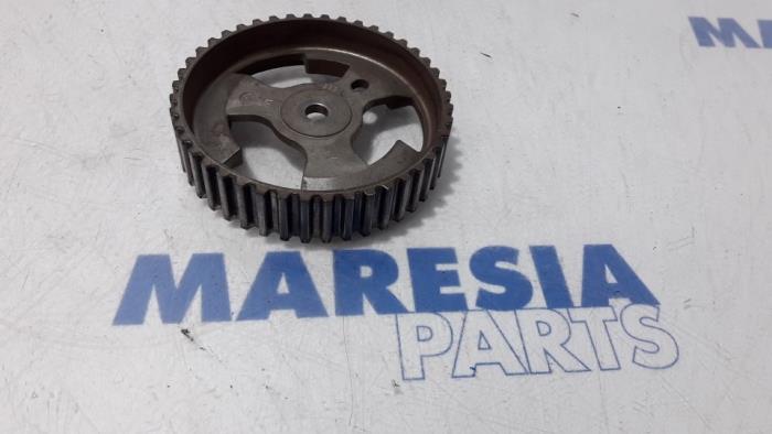 Begagnade Kamaxeldrev Citroen Berlingo 1.6 Hdi 90 Phase 2 Pris € 20,00 Marginaltabell erbjuds av Maresia Parts