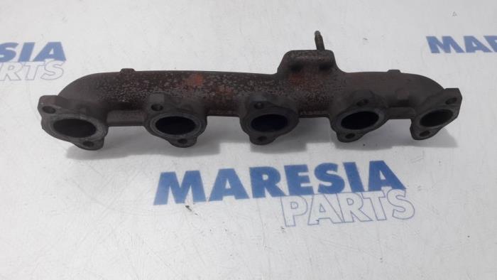 Gebrauchte Abgaskrümmer Citroen Berlingo 1.6 Hdi 90 Phase 2 Preis € 24,95 Margenregelung angeboten von Maresia Parts
