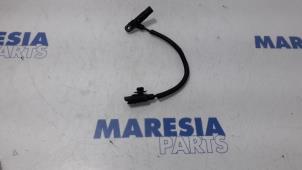 Used Camshaft sensor Citroen Berlingo 1.6 Hdi 90 Phase 2 Price € 50,00 Margin scheme offered by Maresia Parts