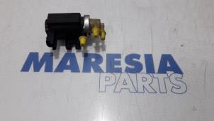 Usagé Régulateur pression turbo Peugeot 5008 I (0A/0E) 1.6 HDiF 16V Prix € 50,00 Règlement à la marge proposé par Maresia Parts
