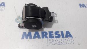 Usados Cinturón de seguridad izquierda detrás Peugeot 308 (4A/C) 1.6 16V THP 155 Precio € 50,00 Norma de margen ofrecido por Maresia Parts