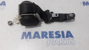 Used Rear seatbelt, right Peugeot 308 (4A/C) 1.6 16V THP 155 Price € 50,00 Margin scheme offered by Maresia Parts