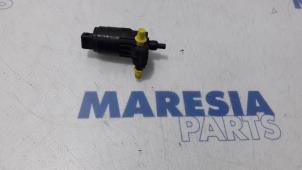 Used Windscreen washer pump Fiat Punto Evo (199) 1.3 JTD Multijet 85 16V Price € 15,00 Margin scheme offered by Maresia Parts