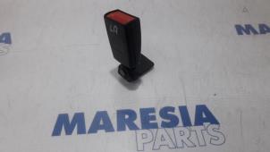 Used Rear seatbelt buckle, left Fiat Punto Evo (199) 1.3 JTD Multijet 85 16V Price € 20,00 Margin scheme offered by Maresia Parts