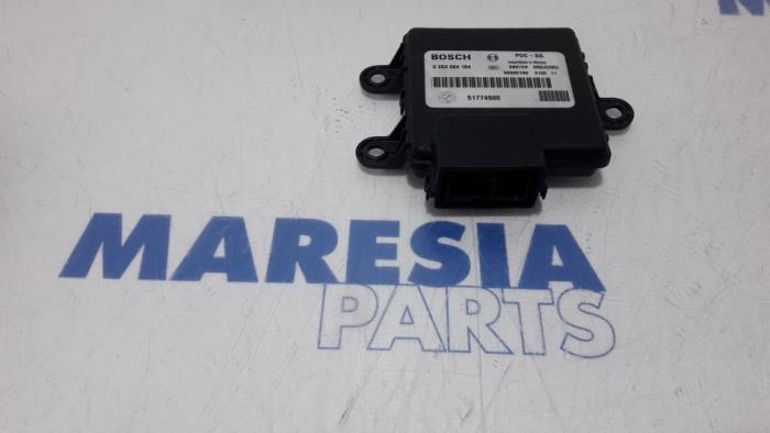 Begagnade PDC-modul Fiat Bravo (198A) 1.4 16V Pris € 50,00 Marginaltabell erbjuds av Maresia Parts