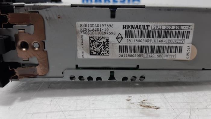 Reproductor de CD y radio de un Renault Scénic III (JZ) 1.4 16V TCe 130 2010