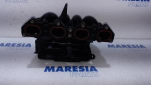 Used Intake manifold Peugeot 206 CC (2D) 1.6 16V Price € 35,00 Margin scheme offered by Maresia Parts