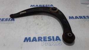 Usagé Bras de suspension avant gauche Peugeot 308 (4A/C) 1.6 VTI 16V Prix € 25,00 Règlement à la marge proposé par Maresia Parts