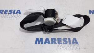 Used Rear seatbelt, centre Peugeot 3008 I (0U/HU) 1.6 VTI 16V Price € 65,00 Margin scheme offered by Maresia Parts