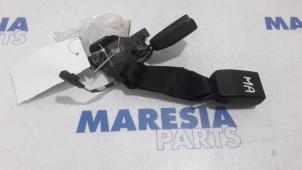Used Rear seatbelt buckle, left Renault Laguna III Estate (KT) 1.5 dCi 110 Price € 50,00 Margin scheme offered by Maresia Parts