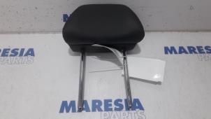 Used Headrest Peugeot 508 (8D) 2.0 Hybrid4 16V Price € 50,00 Margin scheme offered by Maresia Parts