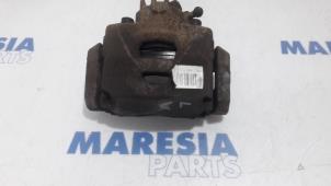 Usagé Etrier de frein avant gauche Peugeot 5008 I (0A/0E) 1.6 HDiF 16V Prix € 13,99 Règlement à la marge proposé par Maresia Parts