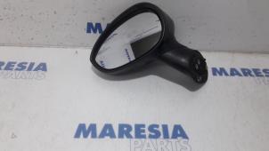 Used Wing mirror, left Fiat Punto Evo (199) 1.3 JTD Multijet 85 16V Euro 5 Price € 30,00 Margin scheme offered by Maresia Parts