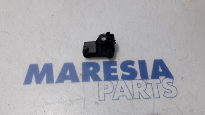 Begagnade Vevaxelsensor Citroen Jumpy (G9) 1.6 HDI Pris € 36,30 Inklusive moms erbjuds av Maresia Parts