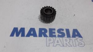 Used Crankshaft sprocket Renault Megane (BA/SA) 1.4 16V Price € 35,00 Margin scheme offered by Maresia Parts