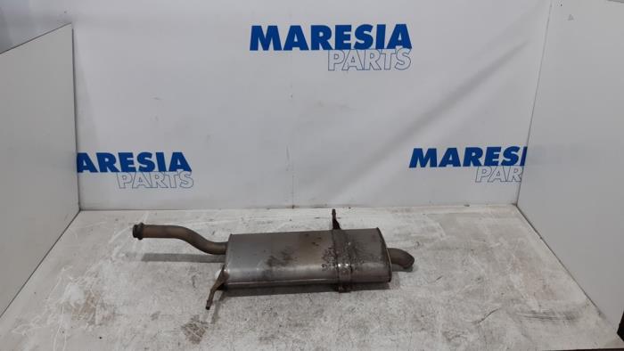 Gebrauchte Auspuff Enddämpfer Peugeot 5008 I (0A/0E) 1.6 HDiF 16V Preis € 50,00 Margenregelung angeboten von Maresia Parts