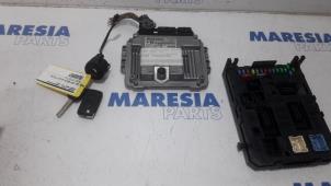 Used Engine management computer Peugeot 5008 I (0A/0E) 1.6 HDiF 16V Price € 262,50 Margin scheme offered by Maresia Parts