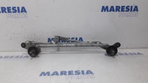 Used Wiper mechanism Renault Kadjar (RFEH) 1.5 dCi DPF Price € 105,00 Margin scheme offered by Maresia Parts