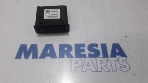 Used AUX / USB connection Renault Kadjar (RFEH) 1.5 dCi DPF Price € 35,00 Margin scheme offered by Maresia Parts
