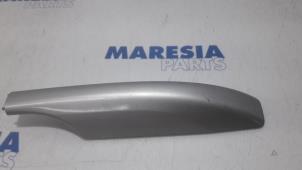 Used Roof rail sealing cover Peugeot 308 SW (4E/H) 1.6 HDi 16V Price € 35,00 Margin scheme offered by Maresia Parts