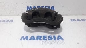 Gebrauchte Bremszange rechts vorne Renault Master IV (MA/MB/MC/MD/MH/MF/MG/MH) 2.3 dCi 16V Preis € 127,05 Mit Mehrwertsteuer angeboten von Maresia Parts