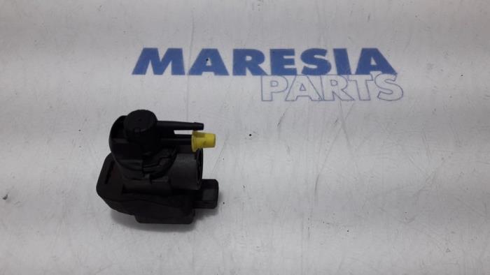 Turbo pressure regulator from a Renault Master IV (MA/MB/MC/MD/MH/MF/MG/MH) 2.3 dCi 16V 2013