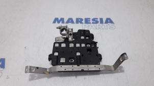 Usagé Boîte à fusibles Renault Master IV (MA/MB/MC/MD/MH/MF/MG/MH) 2.3 dCi 16V Prix € 90,75 Prix TTC proposé par Maresia Parts