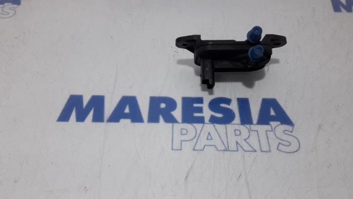 Used Particulate filter sensor Citroen C6 (TD) 2.2 HdiF 16V Price € 50,00 Margin scheme offered by Maresia Parts