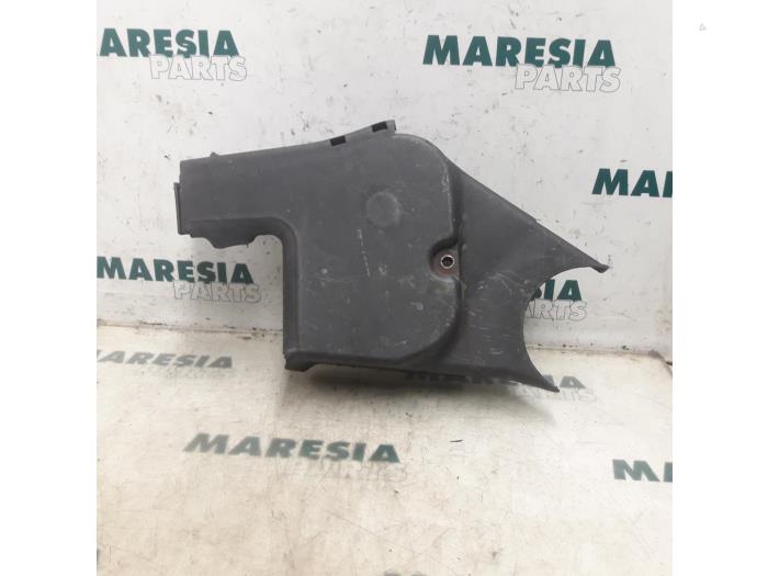 Usagé Couvercle de distribution Fiat Punto II (188) 1.2 16V 5-Drs. Prix € 20,00 Règlement à la marge proposé par Maresia Parts