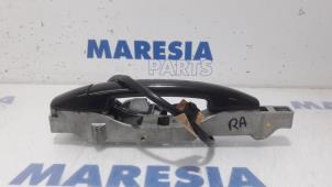 Used Rear door handle 4-door, right Citroen C6 (TD) 2.2 HdiF 16V Price € 50,00 Margin scheme offered by Maresia Parts