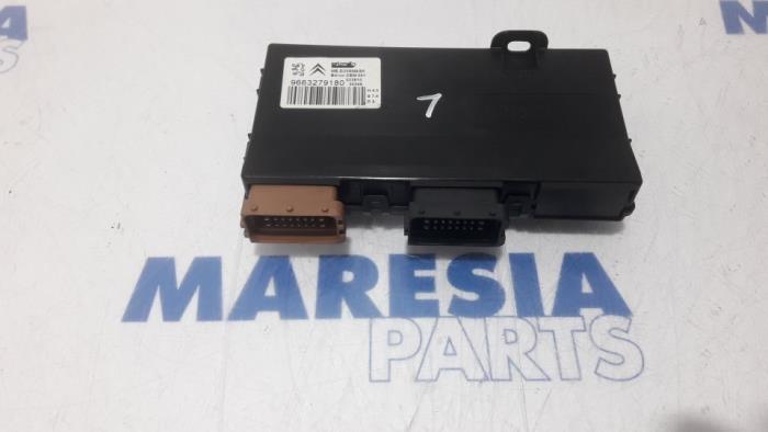 Begagnade Sätesdator Citroen C6 (TD) 2.2 HdiF 16V Pris € 105,00 Marginaltabell erbjuds av Maresia Parts