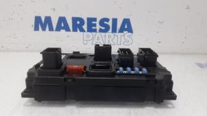 Usagé Boîte à fusibles Citroen C6 (TD) 2.2 HdiF 16V Prix € 90,00 Règlement à la marge proposé par Maresia Parts