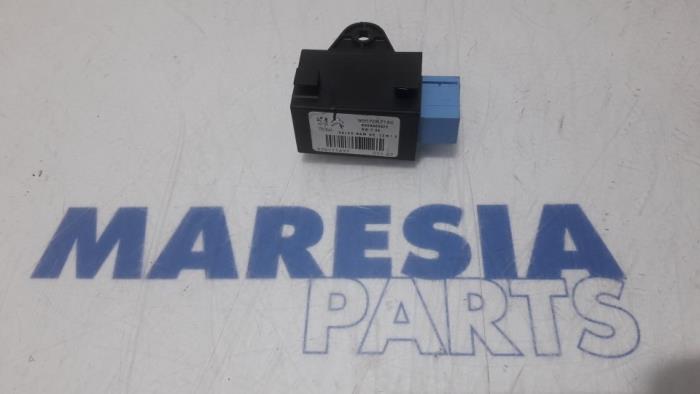Begagnade Sensor (övriga) Citroen C6 (TD) 2.2 HdiF 16V Pris € 50,00 Marginaltabell erbjuds av Maresia Parts