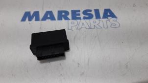 Used Relay Peugeot 307 CC (3B) 2.0 16V Price € 15,00 Margin scheme offered by Maresia Parts