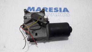 Used Front wiper motor Peugeot 307 CC (3B) 2.0 16V Price € 35,00 Margin scheme offered by Maresia Parts
