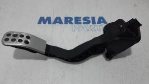 Used Throttle pedal position sensor Peugeot 307 CC (3B) 2.0 16V Price € 50,00 Margin scheme offered by Maresia Parts