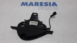 Used Convertible lock Peugeot 307 CC (3B) 2.0 16V Price € 75,00 Margin scheme offered by Maresia Parts