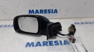 Used Wing mirror, left Peugeot 307 CC (3B) 2.0 16V Price € 75,00 Margin scheme offered by Maresia Parts