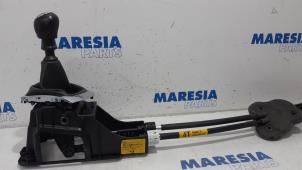 Used Gear stick Renault Megane III Grandtour (KZ) 1.5 dCi 110 Price € 105,00 Margin scheme offered by Maresia Parts