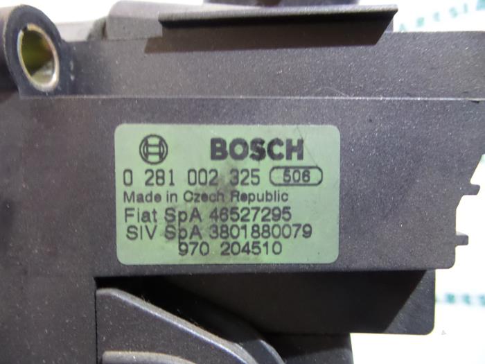 Gaspedalposition Sensor van een Fiat Punto II (188) 1.2 16V 2000