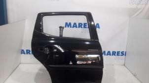 Używane Drzwi prawe tylne wersja 4-drzwiowa Peugeot 207 SW (WE/WU) 1.6 HDi 16V Cena € 85,00 Procedura marży oferowane przez Maresia Parts