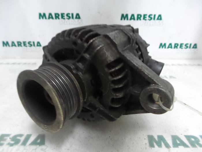 Begagnade Dynamo Fiat Brava (182B) Pris € 40,00 Marginaltabell erbjuds av Maresia Parts