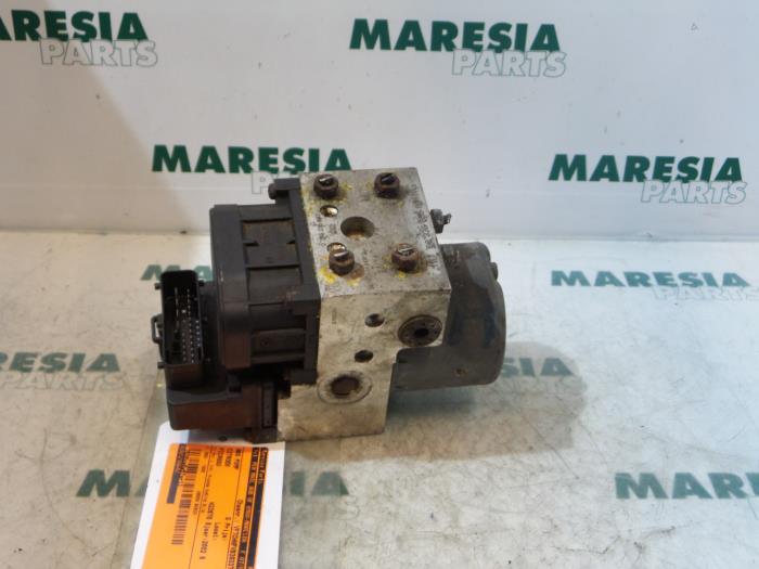 Usagé Bloc ABS Citroen Xsara Picasso (CH) 1.6 Prix € 105,00 Règlement à la marge proposé par Maresia Parts