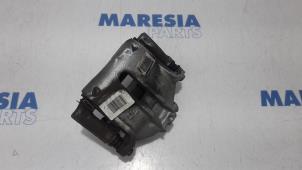Used Front brake calliper, right Citroen C3 (SX/SW) 1.6 Blue HDi 75 16V Price € 13,99 Margin scheme offered by Maresia Parts