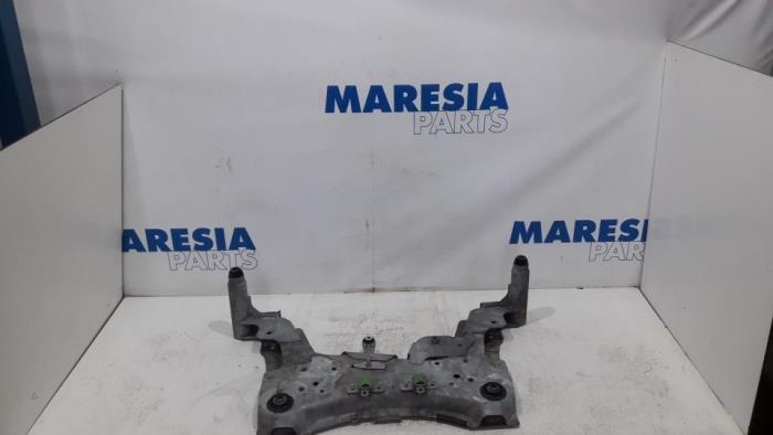 Gebrauchte Unterrahmen Renault Megane III Berline (BZ) 1.5 dCi 90 Preis € 105,00 Margenregelung angeboten von Maresia Parts