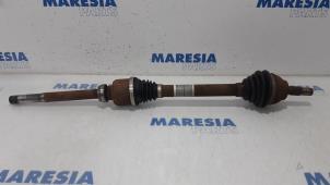 Used Front drive shaft, right Peugeot 208 I (CA/CC/CK/CL) 1.6 Blue HDi 75 Price € 50,00 Margin scheme offered by Maresia Parts