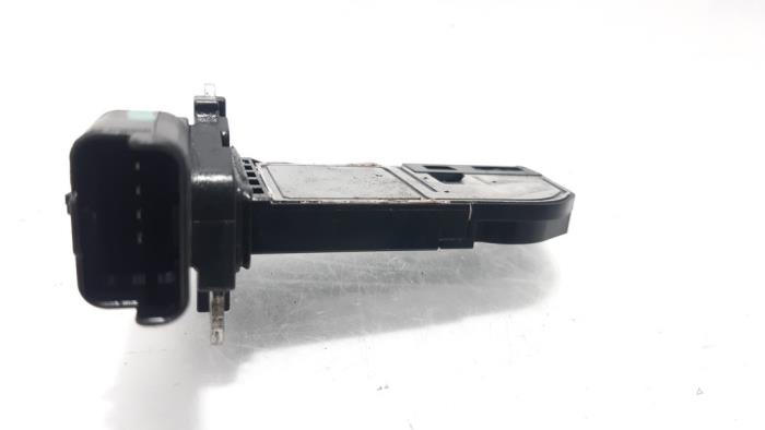 Airflow meter from a Peugeot 208 I (CA/CC/CK/CL) 1.6 Blue HDi 75 2015