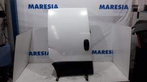 Used Sliding door, right Fiat Fiorino (225) 1.3 D 16V Multijet Price € 157,50 Margin scheme offered by Maresia Parts